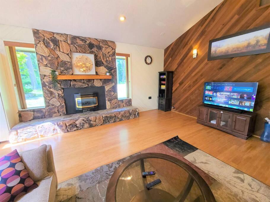 The Hideaway Villa Порт Анджелес Екстериор снимка